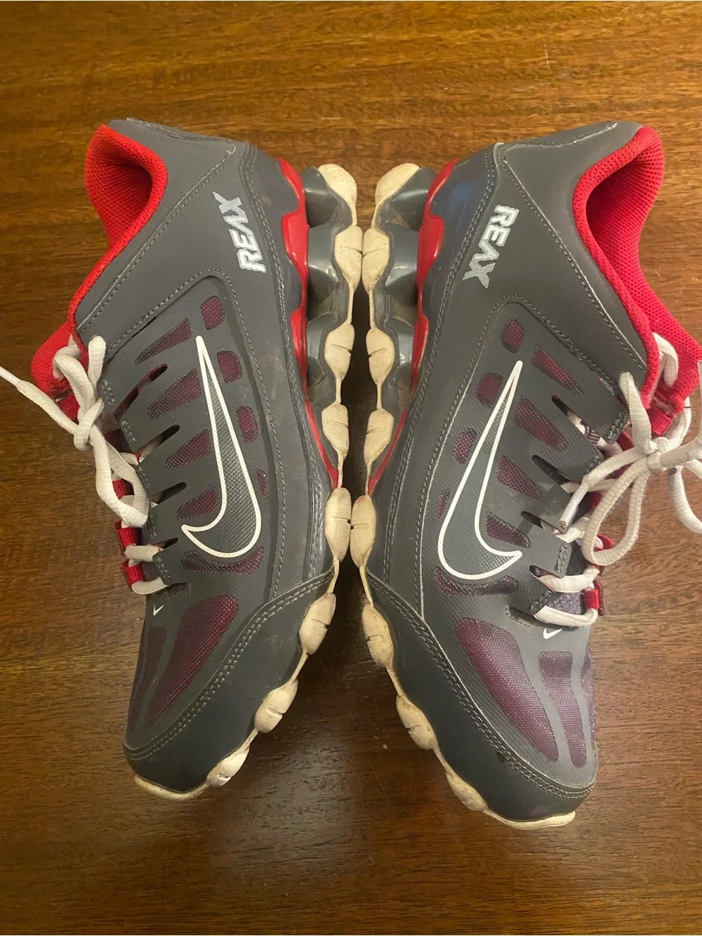 Nike Reax men’s size 8 Gray and red Athletic Sneakers with White Laces